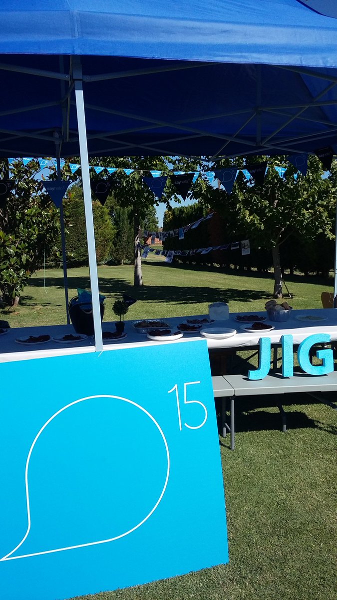 jig_es's tweet photo. #SayHello15. Nos espera un gran día! Adelantamos unos meses el 15 aniversario de JIG🎉🙌 https://t.co/6rM6bksWz1