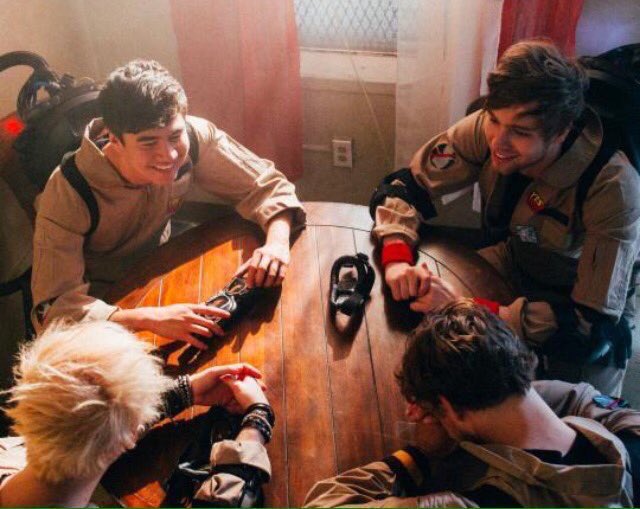 vincentjetbh's tweet photo. OMG I'm so EXCITED for the music video!!! 😊 #GIRLSTALKBOYS https://t.co/1rUEtQ9wTf