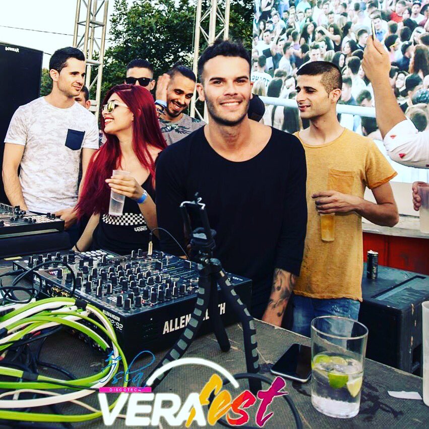 MÚSICA + SONRISA = 0 PROBLEMAS 
Sáb.
04.00 a 05.00 en Plaza Encomienda (Moraleja) 
06.15 a cierre <a href="/DiscoLaIslaAlde/">Discoteca La Isla</a>