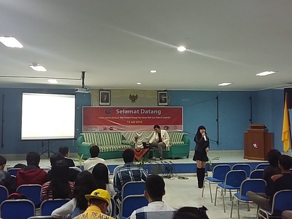 ELPC2016's tweet photo. SEMINAR Sesi 3 : @Cindygulla0 #ELPC2016 https://t.co/Pj1j5MebgN