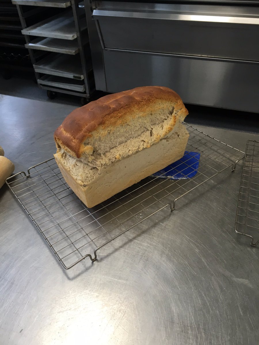 ManMetUni_ODT's tweet photo. Thank you Stuart Morrell and your team! a very very tasty Artisan Bread Making session #engageweek16 https://t.co/rQpnavP2yb