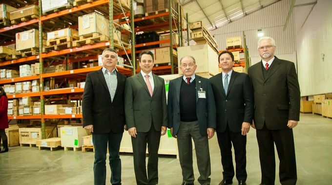 TuomasPoukkula's tweet photo. Valmetille uusi logistiikkakeskus Brasiliaan. #exportFinland https://t.co/K9y6oLEHaY https://t.co/9wjPfnC9cQ