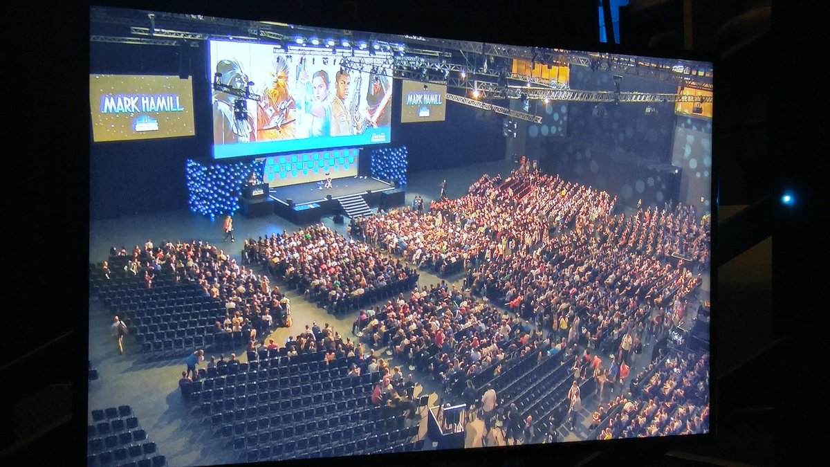 jamesjawa's tweet photo. Filling up the Celebration Stage for @HamillHimself at #SWCE #SWCEMark https://t.co/Z0h9WYktmX