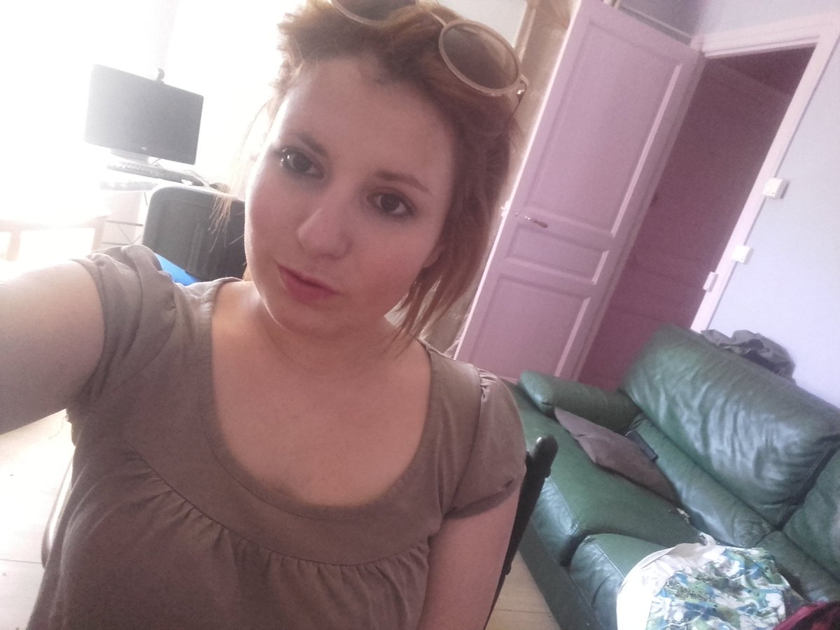 ladirectionerXD's tweet image. #jesuisbelledoncarrete 
On suit le mouvement...
#cestvouslesplusbelles!