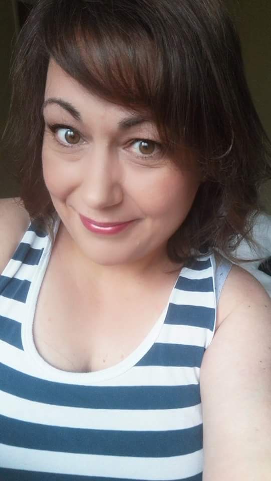 LorrieLoo's tweet photo. A change is as good as a rest apparently. Crossed over to the dark side. #nomoregrey #fedupbeingblonde https://t.co/W3he5qaKnh