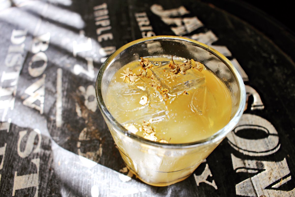 Kick off your weekend with our Irish Goodbye: camomile honey syrup, Jameson, Connemara, lemon, chamomile flowers.