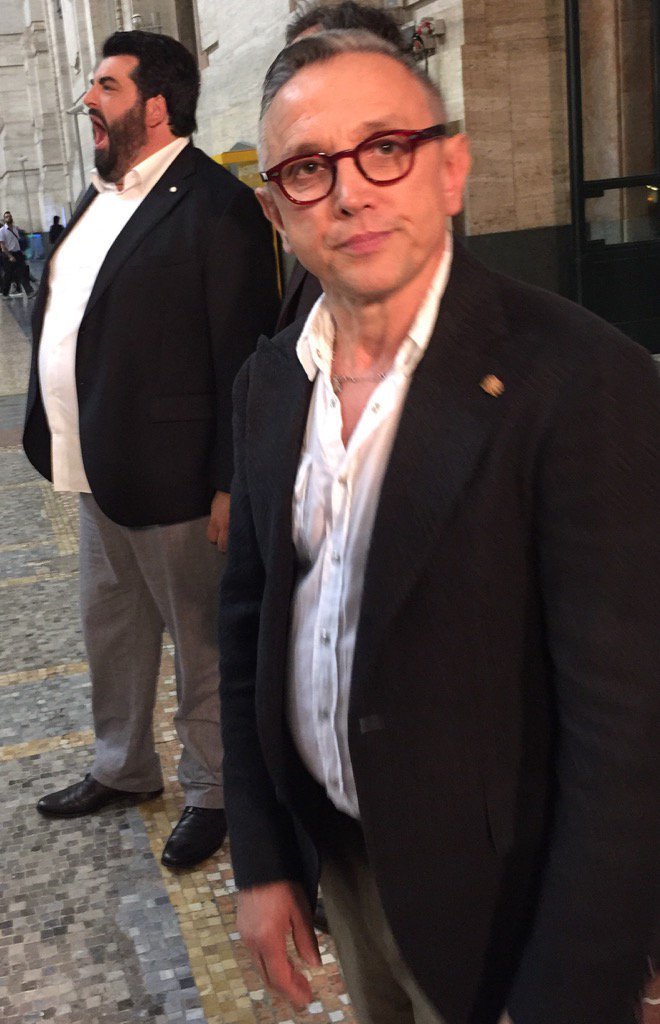 Bruno Barbieri (@barbierichef) on Twitter photo E poi <a href="/Antoninochef/">Antonino Chef</a> canta nessun dorma...e nessuno dorme! Vero @PastaZalla <a href="/pasqualearria/">Pasquale Arria</a> <a href="/RobertaStudio/">roberta basaglia</a> <a href="/vannamax/">vanna poli</a> E poi <a href="/Antoninochef/">Antonino Chef</a> canta nessun dorma...e nessuno dorme! Vero @PastaZalla <a href="/pasqualearria/">Pasquale Arria</a> <a href="/RobertaStudio/">roberta basaglia</a> <a href="/vannamax/">vanna poli</a>