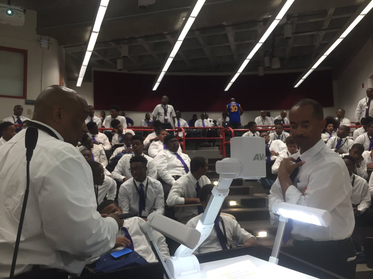 POYFS's tweet image. Leaving meeting room to go to lunch at the YLC.  Location - UNLV