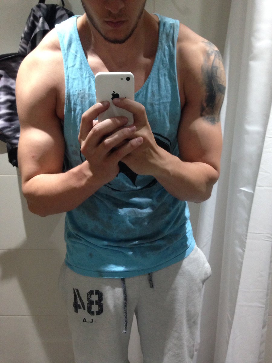 KurtMayy's tweet photo. Feeling this creatine hype #goodbyefatphase https://t.co/np2ShqPgh2