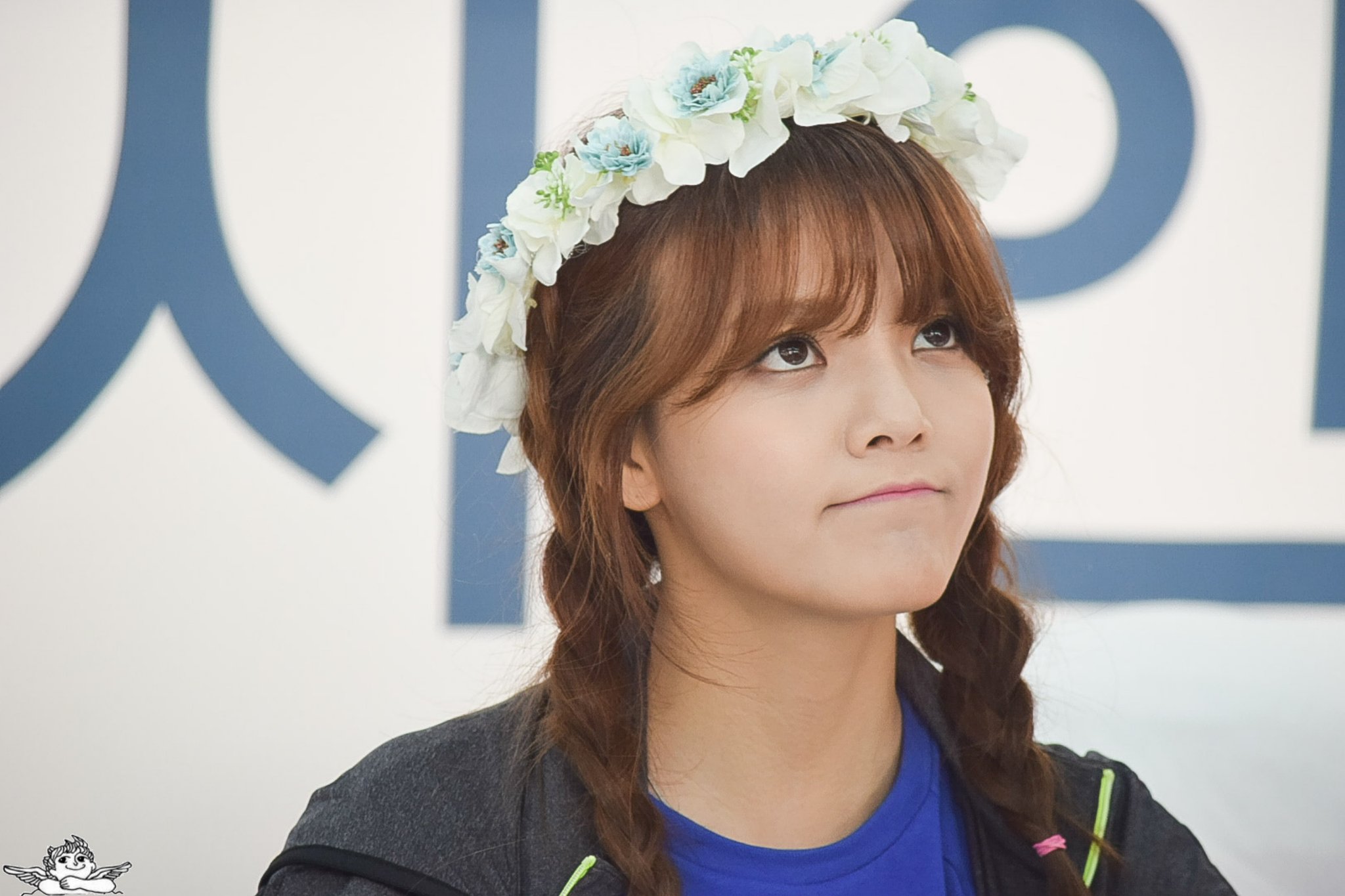 Cn_EG_nUMAATZRC.jpg:orig