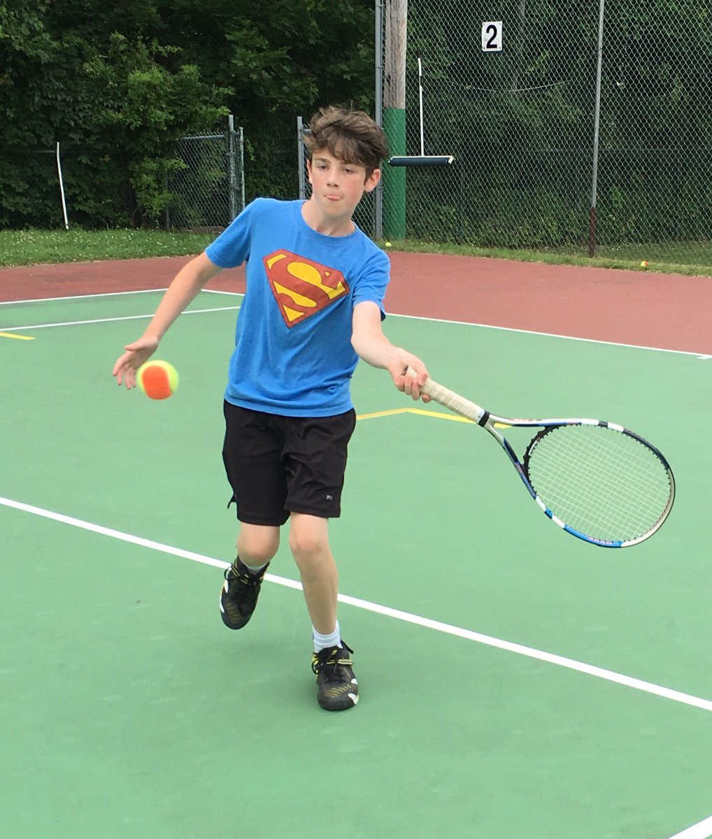 TennisNovaScoti's tweet image. 28 kids on 2 courts, fast mini matches and games, having a blast! @cromartytennis #summerfun