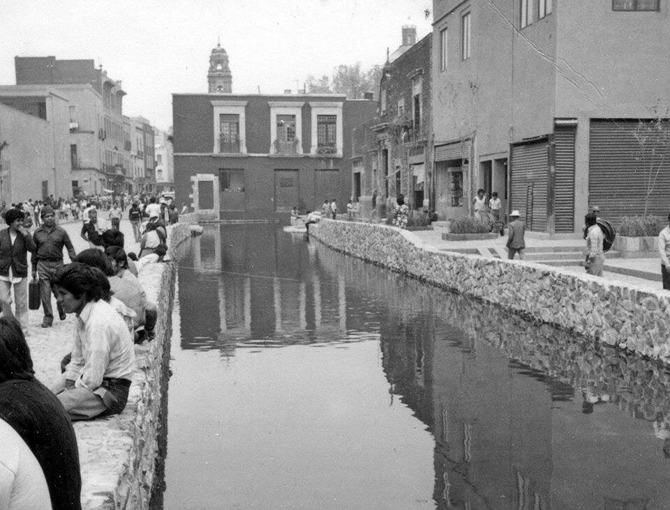 La acequia real frente a la
