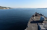 Ракетный эсминец ВМС США вошел в Черное море