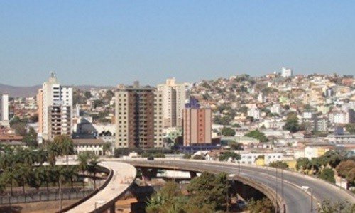 ExpressoMinas's tweet photo. Suspeito de tráfico de drogas é preso em BH https://t.co/38Ir90OlP5 https://t.co/yEN8UAbpCa