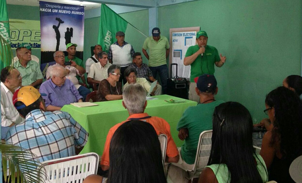 COPEI_Guatire's tweet photo. "A LOS QUE SE ENCUENTRAN ALEJADOS DEL PARTIDO LOS INVITO A INCORPORARSE, LA PATRIA NOS NECESITA"....Julio Rodriguez https://t.co/qDrYPhb8Dv