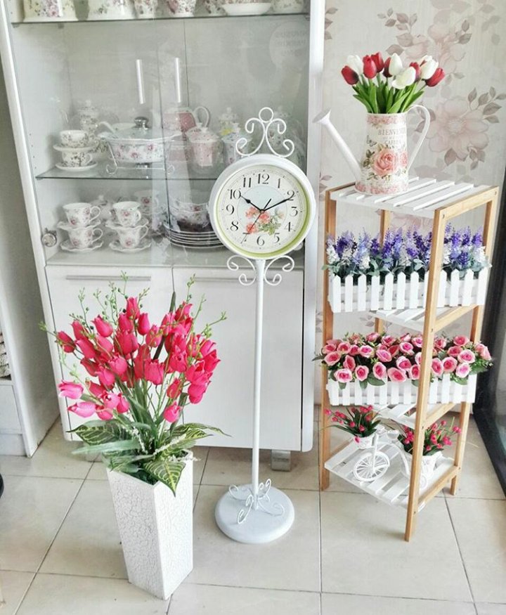 mrskholiqshaan's tweet image. Ini ready ya #standingclock #jamshabbychic