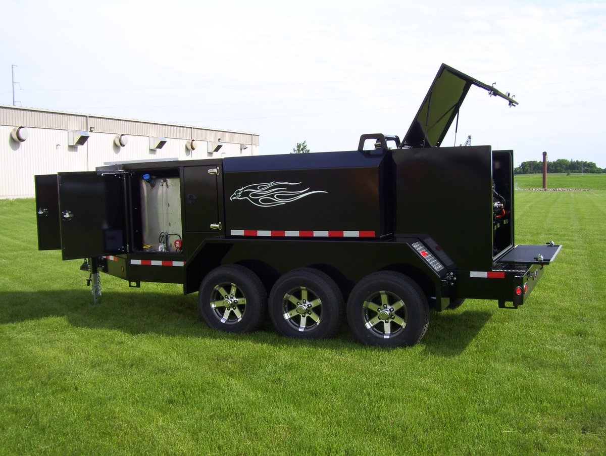 ericb4732's tweet photo. Outdoor show season is here again.  HitchDoc has some new products in the booth so I am anxious to show them off. https://t.co/ZL23MIxakV
