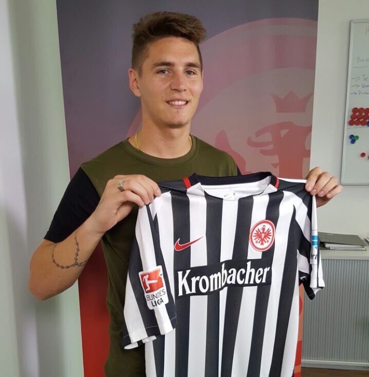 DeadlineDayLive's tweet photo. DEAL DONE: Guillermo Varela has joined Eintracht Frankfurt from Manchester United on loan. (Source: @Eintracht) https://t.co/1yYS7nRu1L