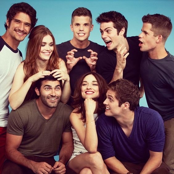 🐺❤️ Congrats @MTVteenwolf - can't wait to watch the final season #foreverfamily #teenwolfsdcc