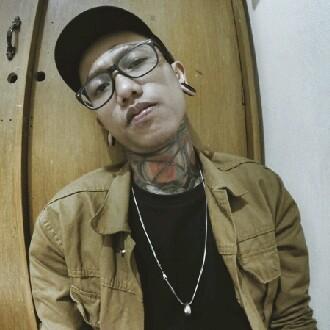 I am streaming on #BIGOLIVE > malam gabut. Join now! live.bigo.tv/2108980378_337…