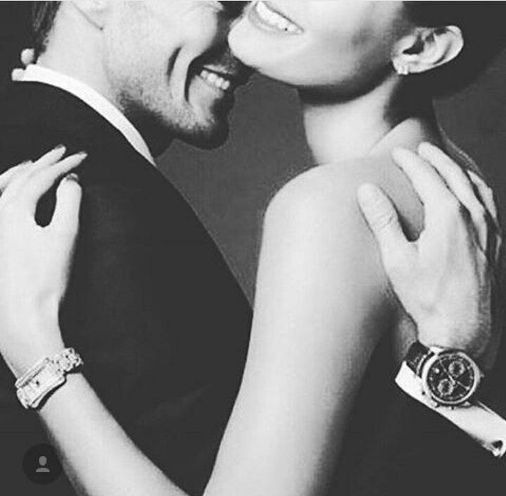 هـــو ..؟

 شیــــخرب ...!

العـــــــشگــ ..؟

 غيـر النصـــيب ..!