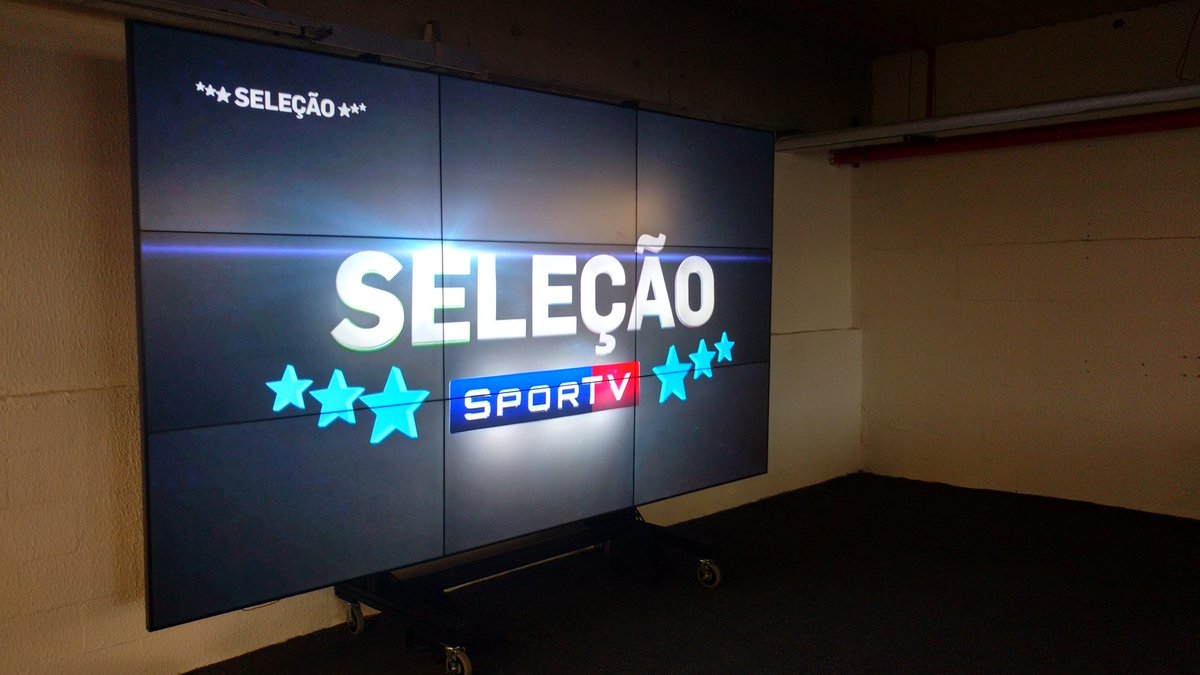 ohdearwitch's tweet photo. lunch break.... not bad, not bad at all. #MainPressCenter #Rio2016 https://t.co/W0jXPAqBia