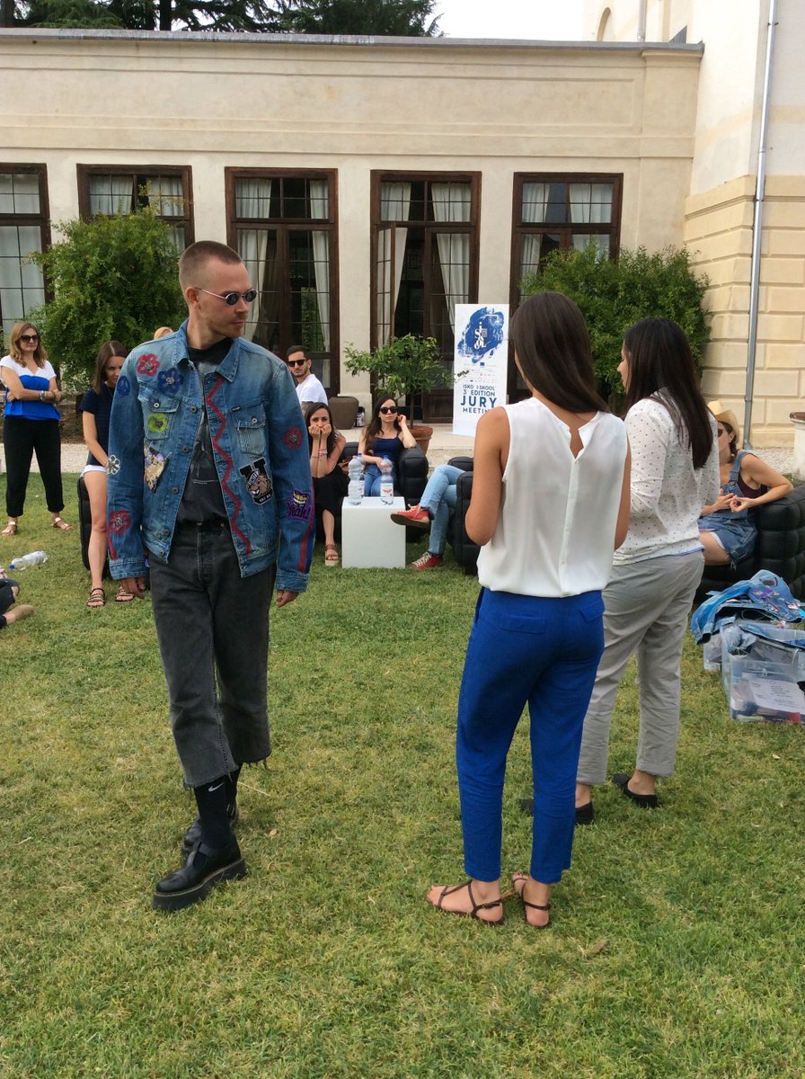 iskooldenim's tweet photo. Last activity of the final day! Creative Workshop Sharing!
#iskoolfinal #iskoldenimaward #denim #fashion #design https://t.co/U5uXsRbjMe