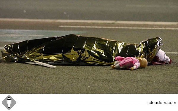 cinadamdigital's tweet photo. “Bir çocuğun ölümünü görmektense, dünyaya geliş biletimi iade etmek isterim.”  
Dostoyevski
#PrayForNice https://t.co/4sZbYztyWQ