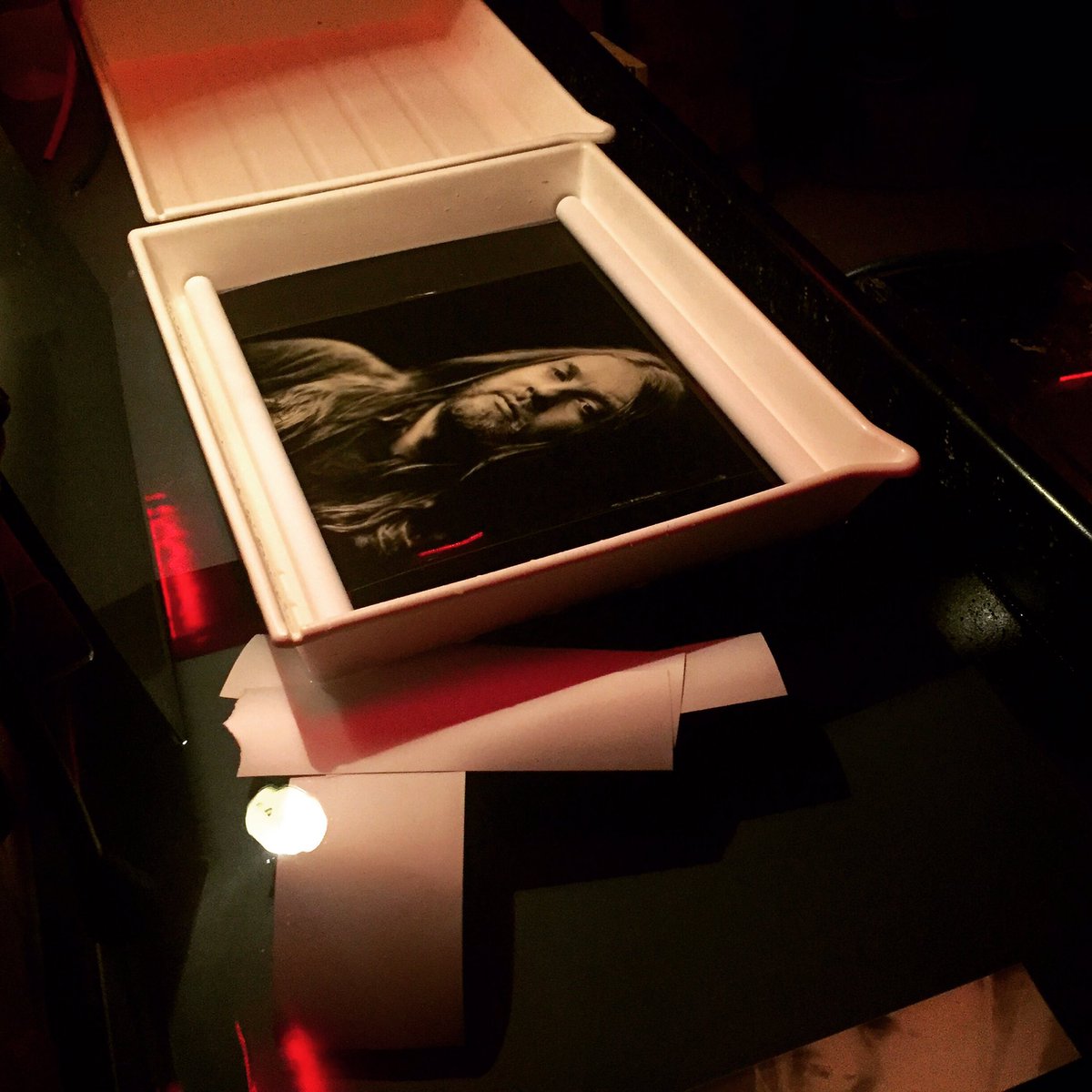 sebastianedge's tweet photo. Printing for upcoming show @ThisMetropolis @grumblingfur @atpfestival October16 #darkroom https://t.co/Dm3SxjJPmJ