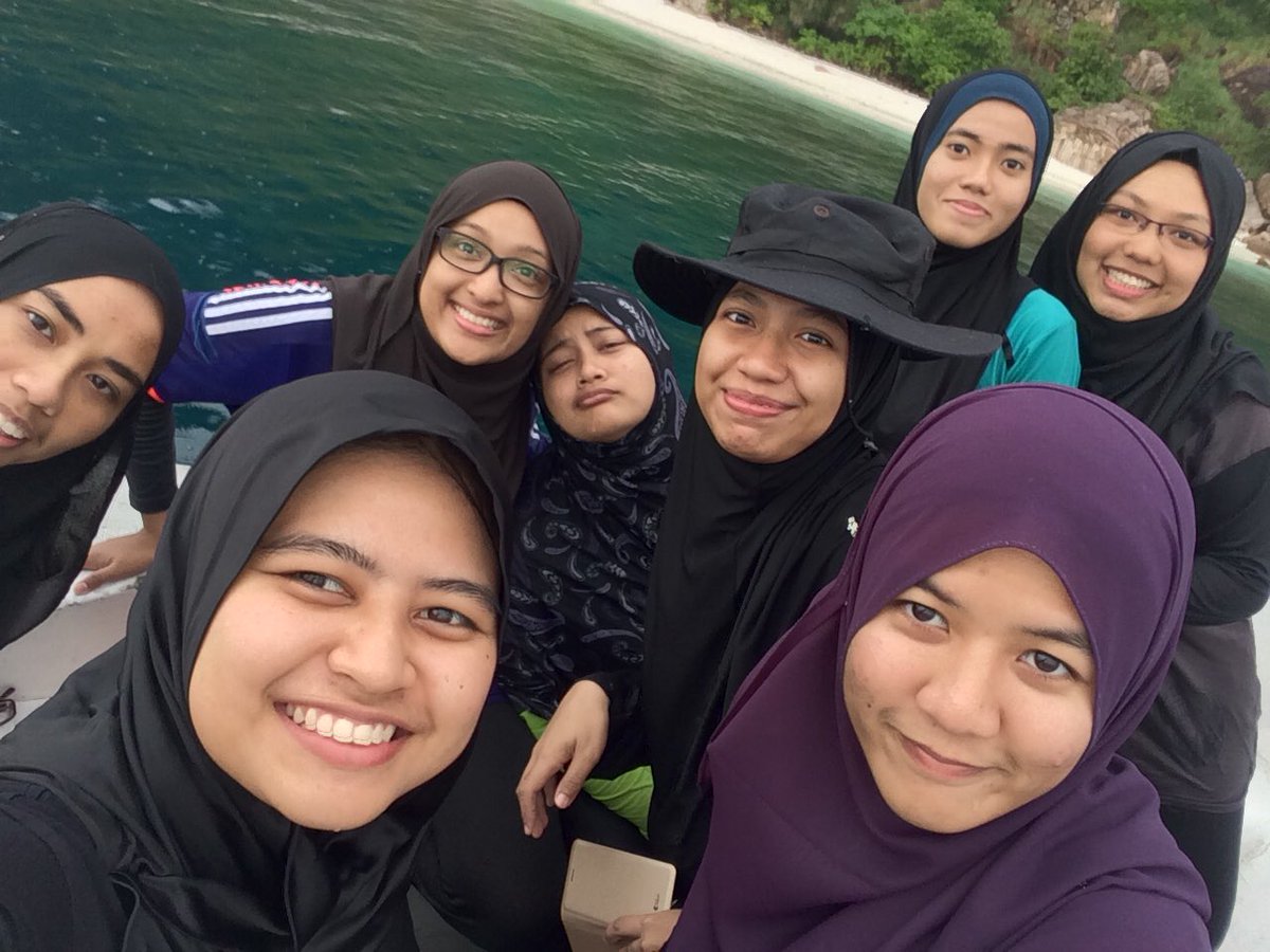 AliaMdZaini's tweet image. Tanam coral. Hooyeahh #teamybr #cpp2