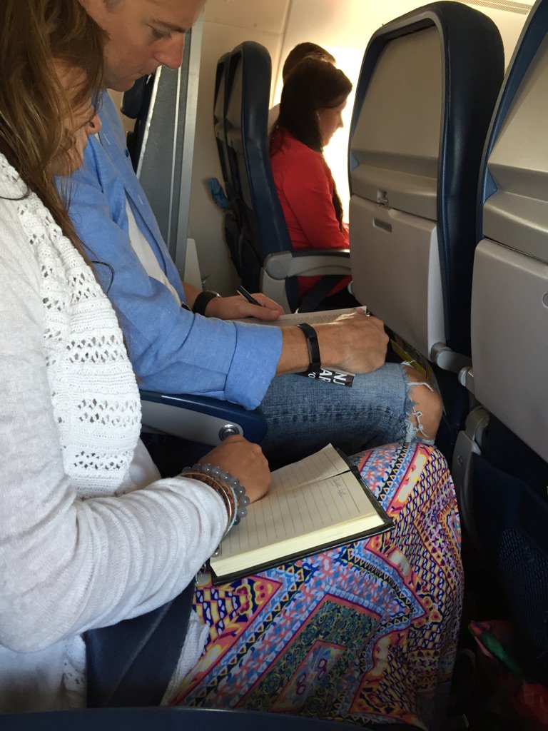 The risk of the plane seatmate lottery 💺😍😱