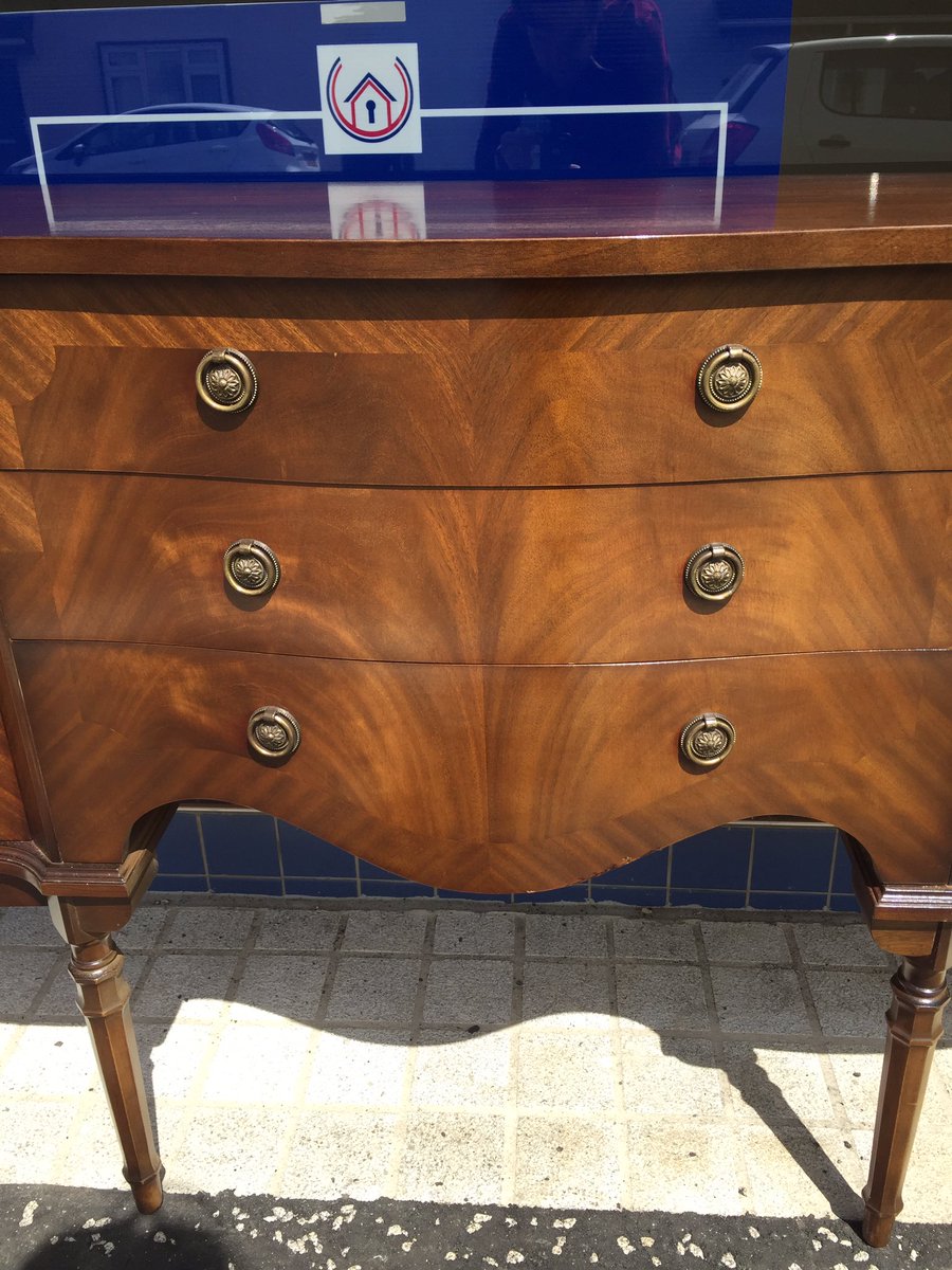 Scene2furniture's tweet photo. Just in....This absolutely stunning sideboard. In fabulous condition, similar items in stock, free local delivery https://t.co/RaAkmiNT6A