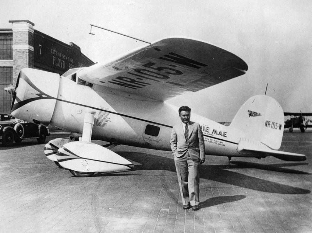 NASAhistory's tweet photo. #OTD in 1933, Wiley Post took off in his Lockheed Vega, the Winnie Mae, for the first solo flight around the world. https://t.co/JqvA2HFE5f