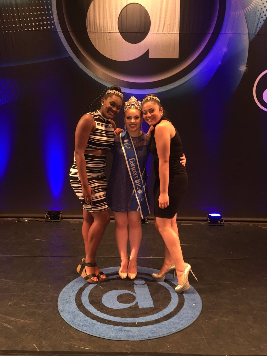 chloelovesyello's tweet photo. @DancersIncComp #dination #dinationals16 💙💙💙 https://t.co/uRo0XDDLe5