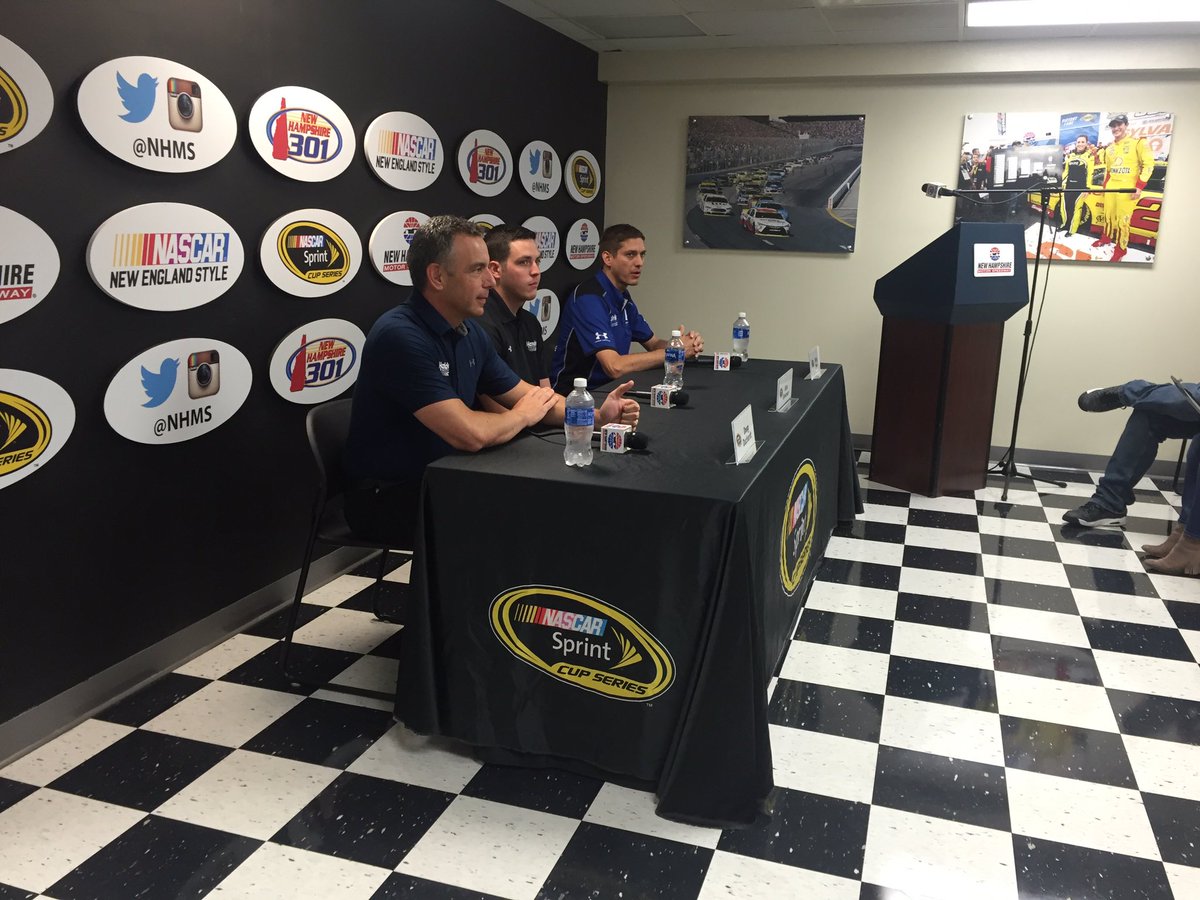 TeamHendrick's tweet photo. General manager @DougDuchardt states that @JeffGordonWeb will replace @DaleJr at Indy if he is not cleared to race. https://t.co/UXzhBHK0Ds