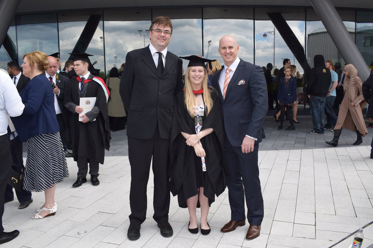 PixelCherryArt's tweet photo. A first class degree and a university award for best submission. Not bad! Thank you @DerbyCGMA @DerbyUniTech 🎓🌟 https://t.co/Nto0bIKPFG