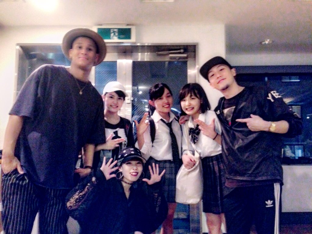 senaue's tweet photo. #Modestcrew のWS行ってきました！湧きまくって笑っちゃうくらいやばいスーパーハイレベルな人の中でスーパーかっこいいコレオを踊れてさいこうな時間でした😇気持ちかったあ！
ありがとうございました！ https://t.co/yTxejnB3Yv