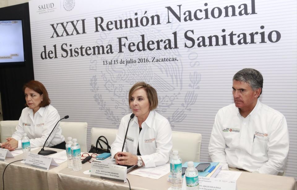 COFEPRIS's tweet image. Iniciamos el 2do día de la #XXXIReuniónNacional con la ponencia de la Comisionada Rocío Alatorre, #Farmacovigilancia