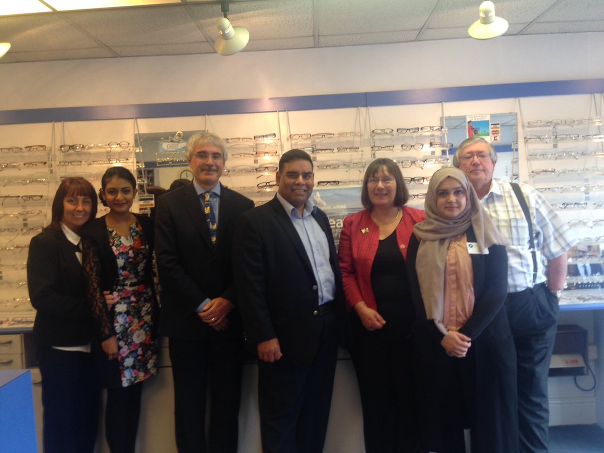 OpticalConfed's tweet photo. Many thanks to @khalid4PB for meeting with @OpticalConfed and Birmingham LOC earlier to discuss community eye care. https://t.co/x0TBYkbBHg