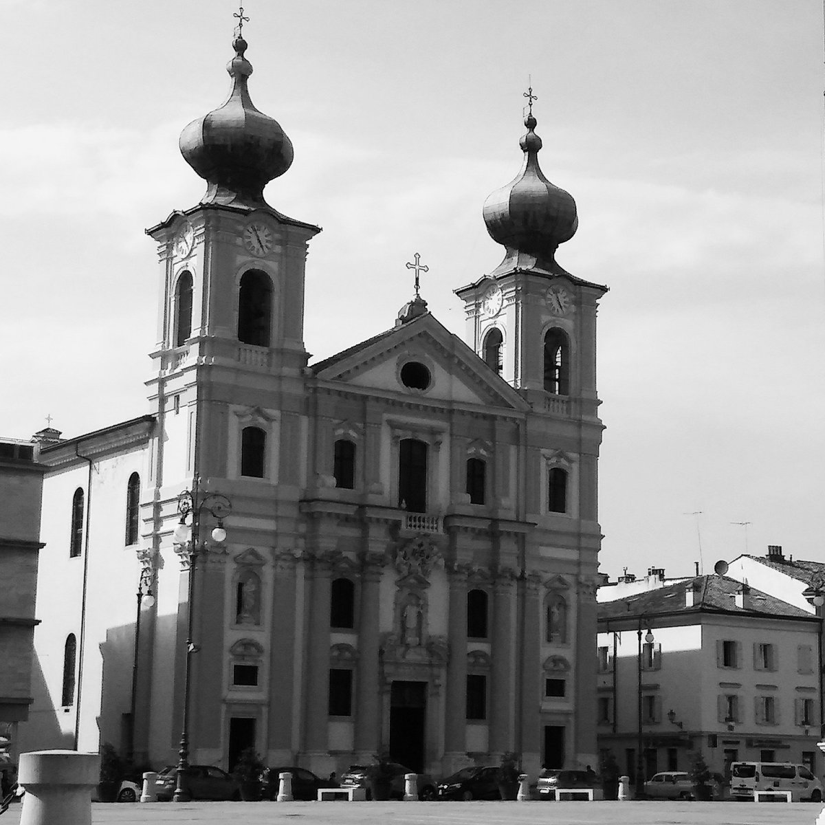 MarcoRilke's tweet photo. @visitorcity Duomo di #Gorizia #Friuli #Italia https://t.co/vE12PG7Cg0