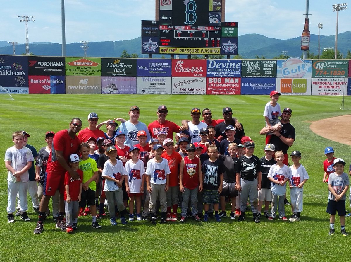 AustinDJordan's tweet photo. Huge THANK YOU S/O to the @SalemRedSox for putting on such a great youth baseball camp. @RealMcCoyJordan LOVED it! https://t.co/Y0YqU2SNqo