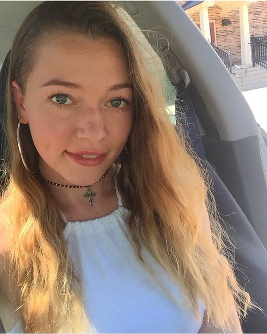 My birthday is tomorrow 😊❤️ https://t.co/5dTeljH623<a href="/tag/tbt"class="tags"><span>#tbt</span></a>