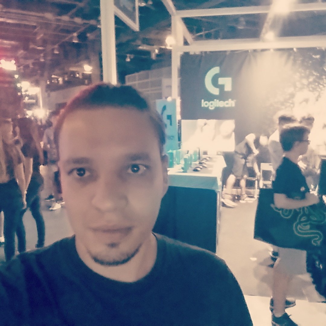 leandro_canelon's tweet photo. #DreamHackLogitechG https://t.co/BjwZP2Omc5