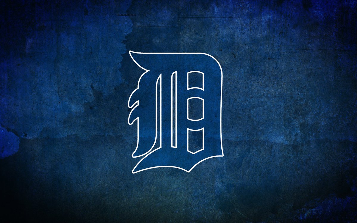 DETmotorcity's tweet photo. Retweet if you see your team. 👊🏾🔥 https://t.co/b2cCDONvrV