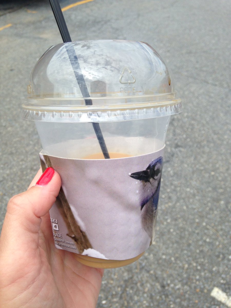 MeganJDice's tweet photo. Thankful for this lady @Littlemissmaam for iced coffee today #mostlycoffee #icedcoffee #joebeans https://t.co/k5fia6t7ZS