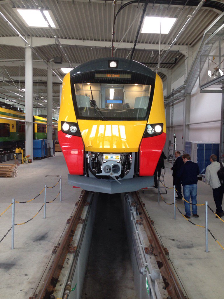 Modern_Railways's tweet image. Class 707 for SWT on show at wildenrath #class707