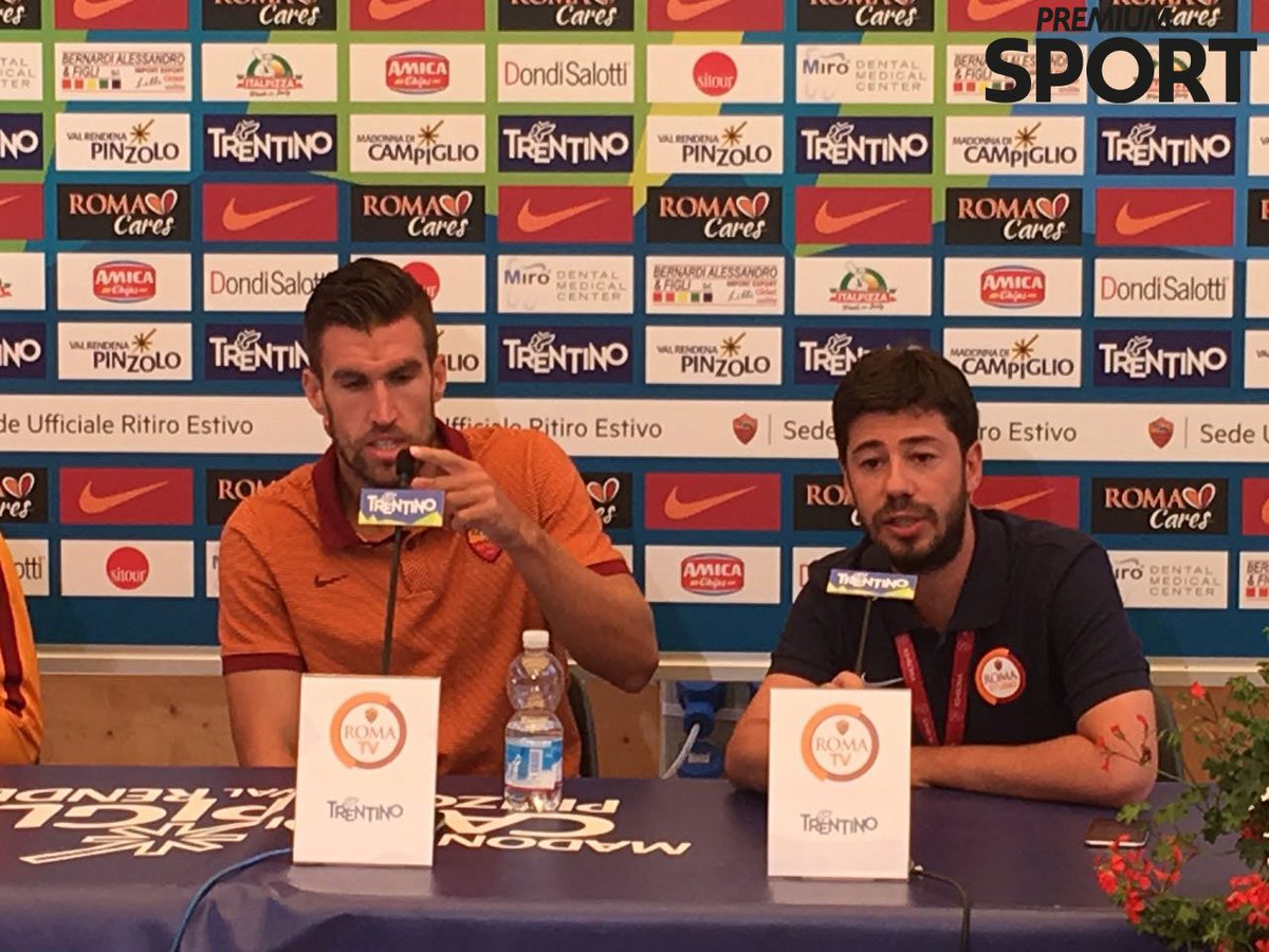 PressMediaset's tweet photo. #premiumsport
@OfficialASRoma, @Kevin_strootman : "Dobbiamo lottare per lo scudetto. Io non andrei mai alla #Juve". https://t.co/ocY7y3lYtI