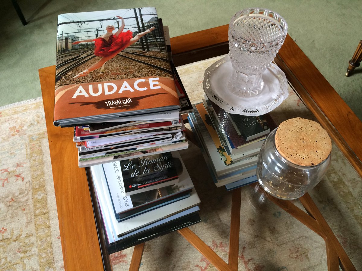 La "Saga des Audacieux" à #Trelon, en bonne place sur la table du salon 😊 .@TrafalgarMag .<a href="/MarionDerouvroy/">Marion Derouvroy</a>