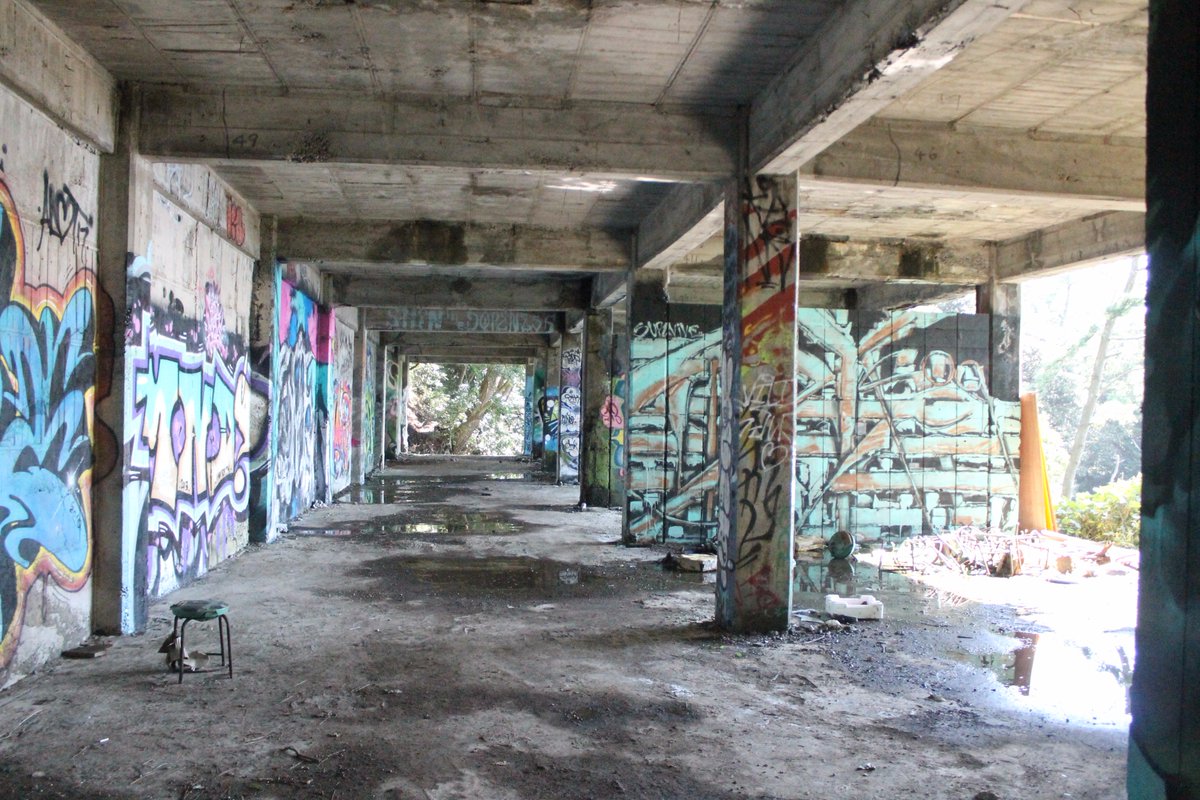 村田らむ Auf Twitter 今日の廃墟 神奈川県ブロックアート 神奈川は廃墟もオシャレかい とつっこみたくなる廃墟ですな 写真集 T Co Syxtrf99vs