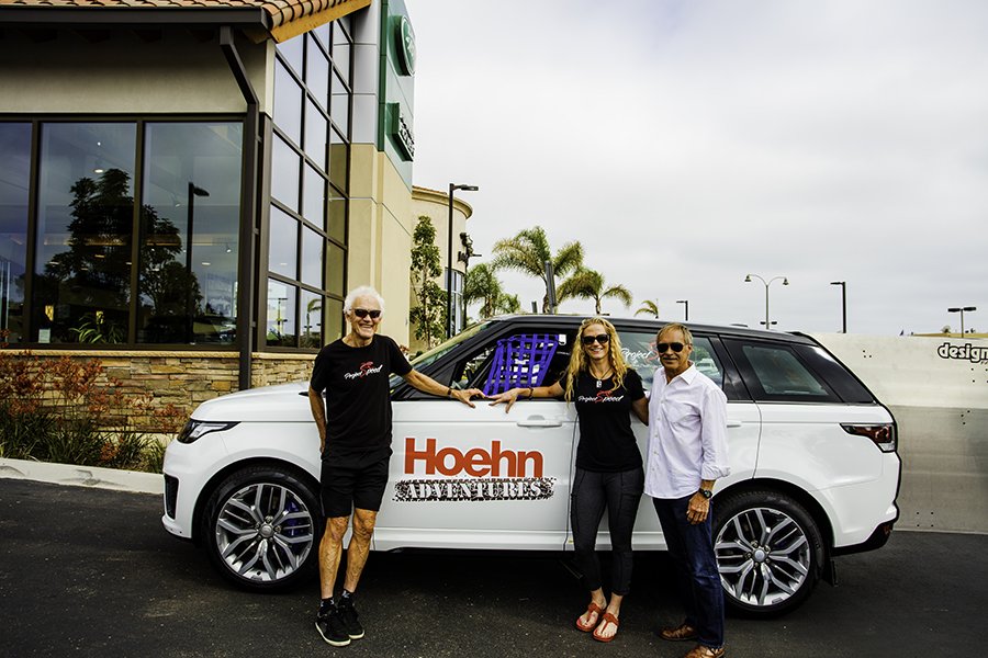 StoeckyFilms's tweet photo. #theprojectspeed Range Rover SVR & 2 previous Cycling land speed records-Denise Mueller https://t.co/WSXFLFAh1v https://t.co/AdBhifnpyB